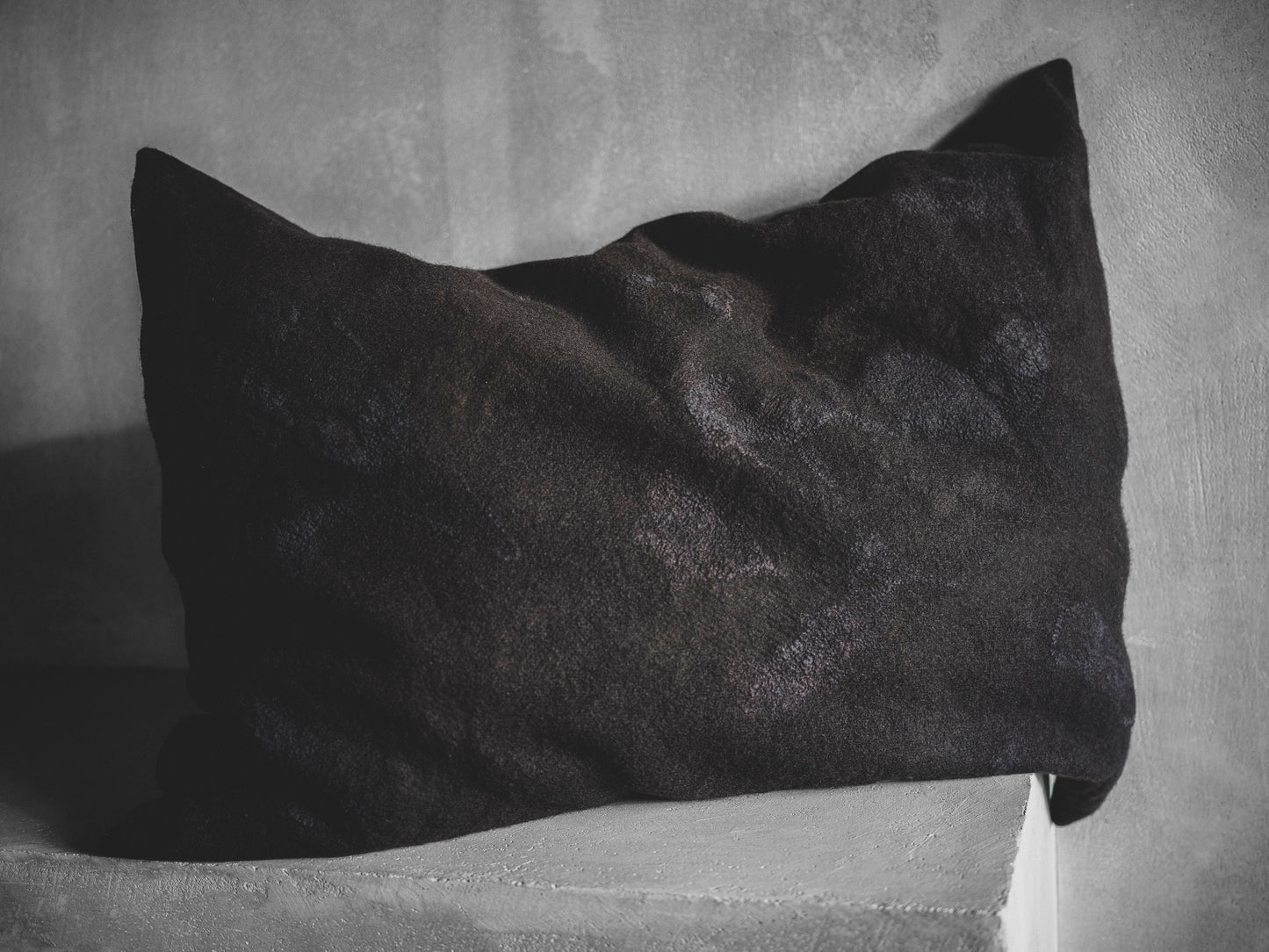WOOL CASHMERE CUSHION COVER 1/4 - SOIL
