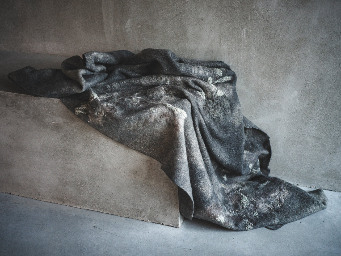 WOOL BLANKET - STONE