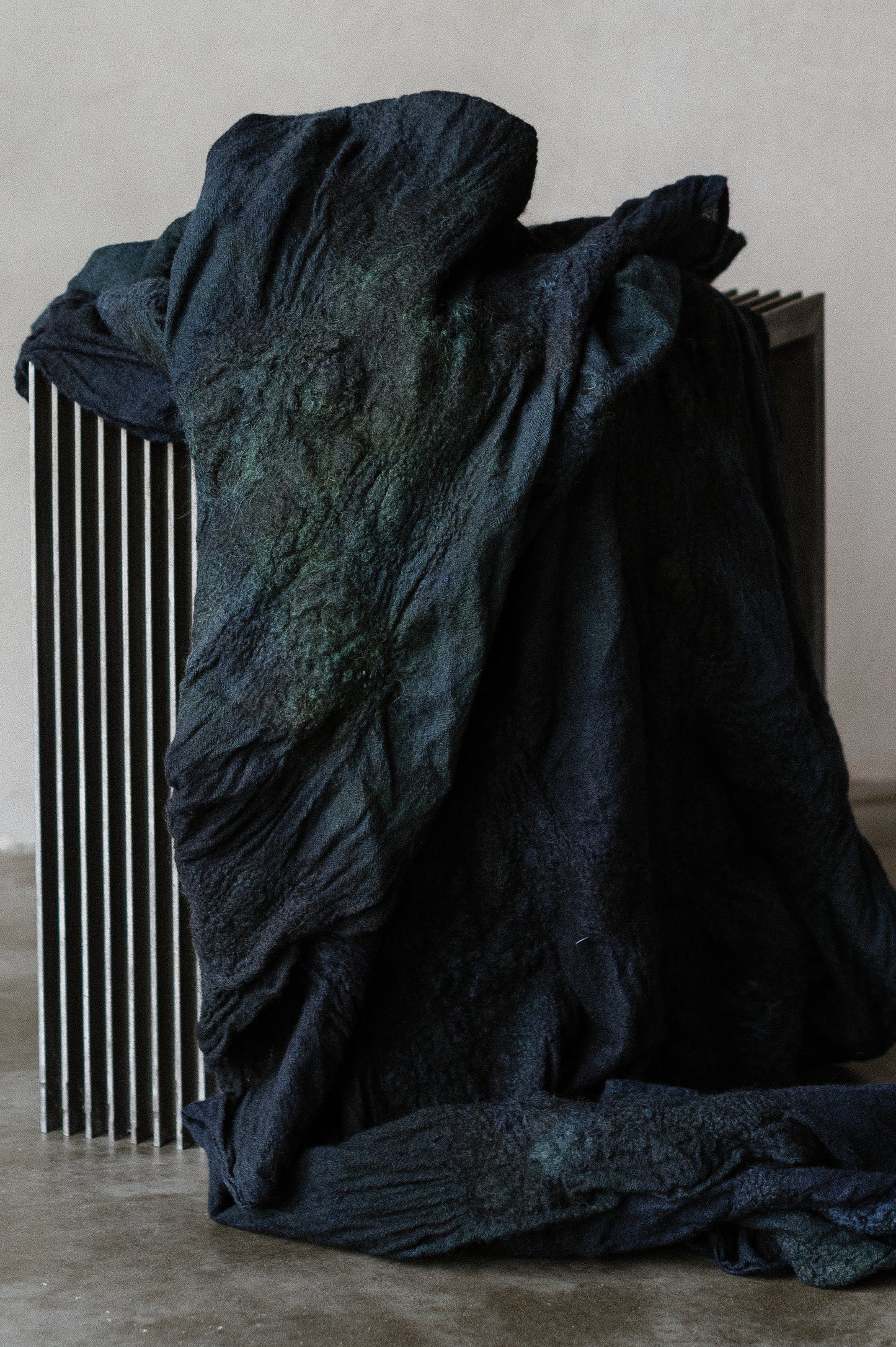 FELTED SCARF - SEA