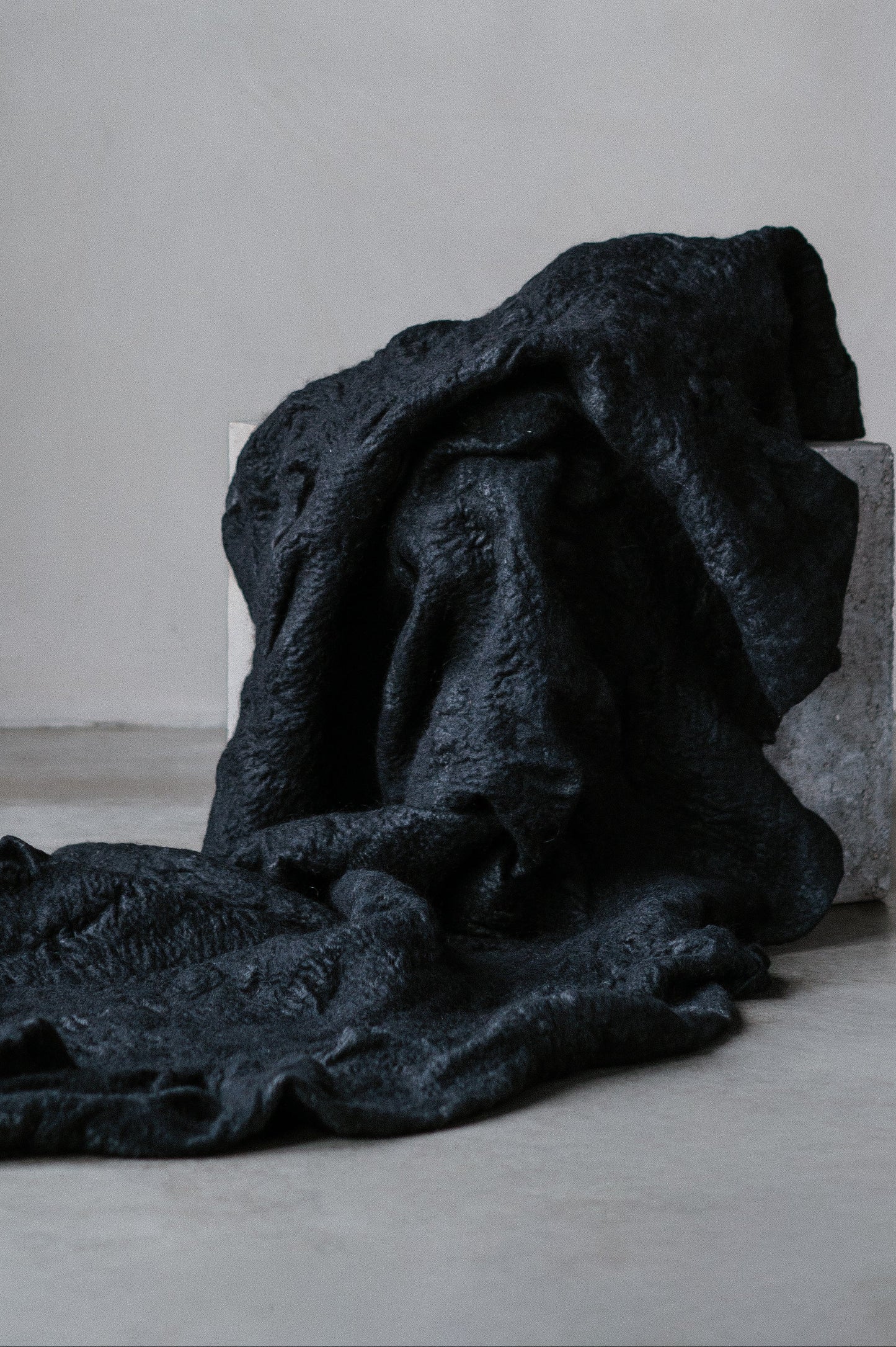 BABY LLAMA BLANKET - SHADOW